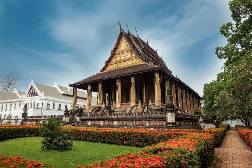 Moonlight Champa Hotel Vientiane Buitenkant foto